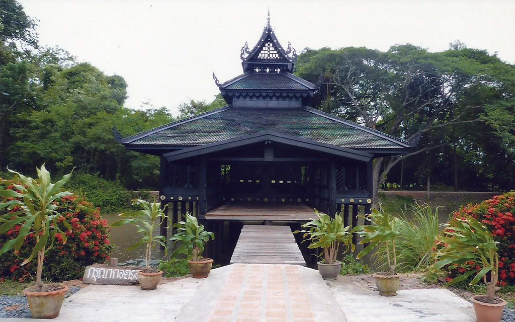 หอไตรวัดสระไตรนุรักษ์